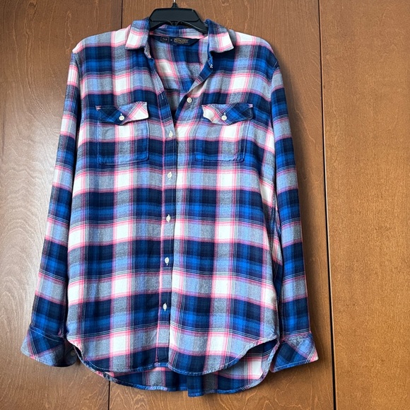 Gap + Pendleton Colab The Boyfriend Blue &  Pink Plaid Button-Up Flannel Sz MT - Picture 2 of 6